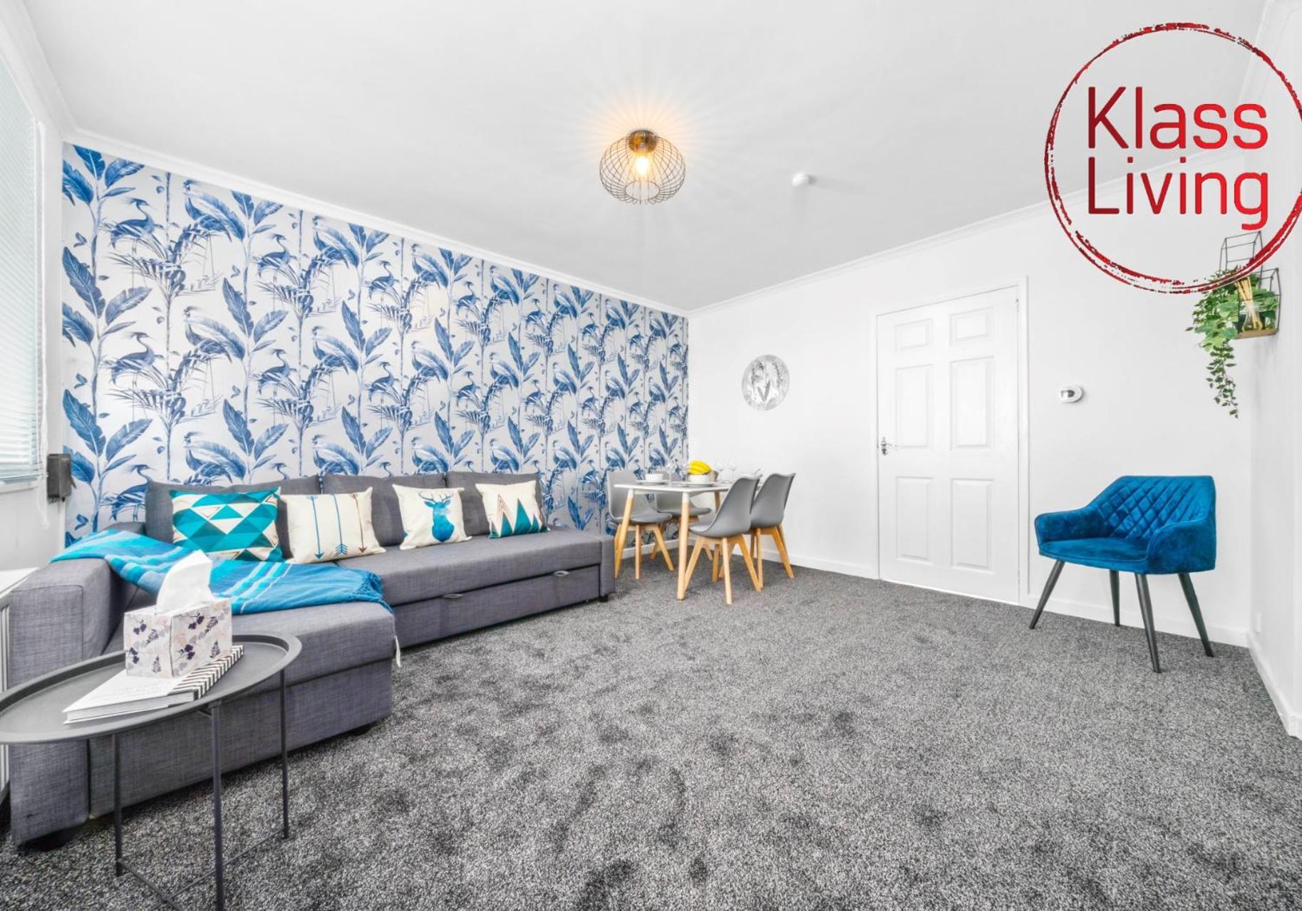 West End House By Klass Living Bellshill Extérieur photo